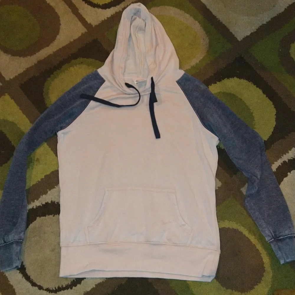 Essentials full tilt - Picture 1 of 4